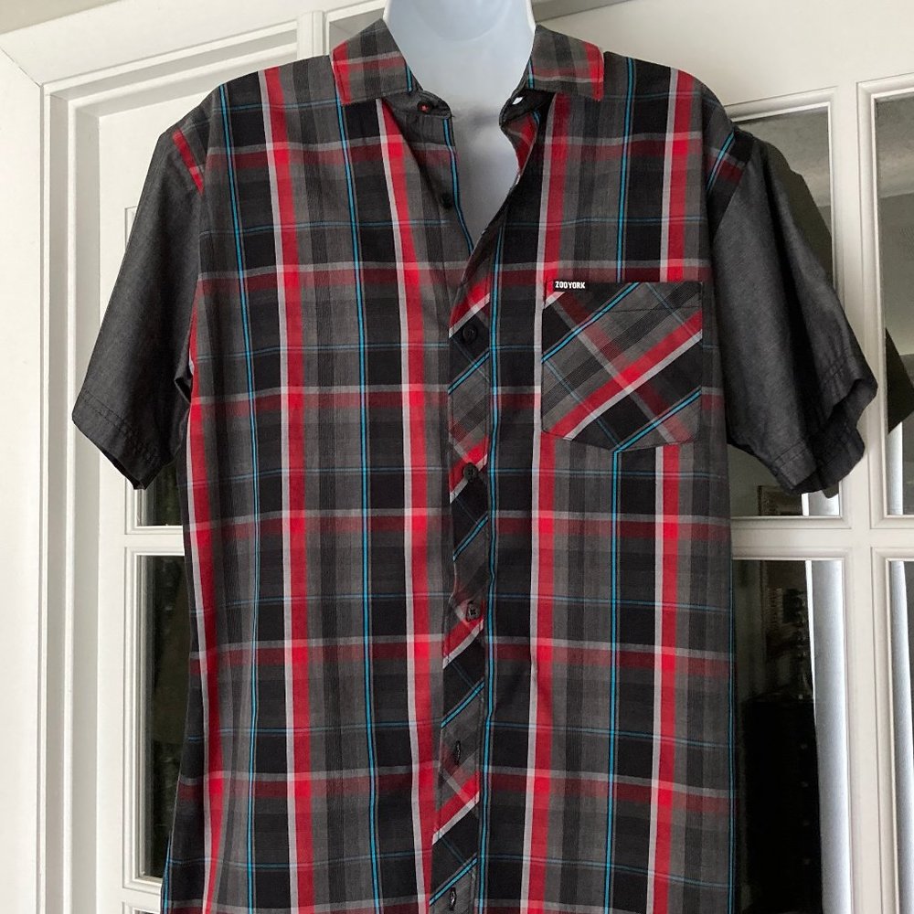 Zoo York Unbreakable Short Sleeve Plaid /Gray Shirt  Medium